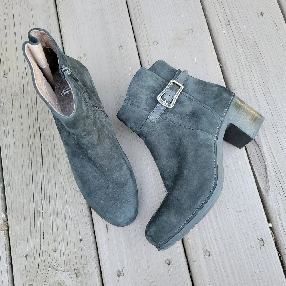 Dansko Hartley Black Nubuck Suede Leather‎ Buckle Heeled Ankle Boots Booties 41